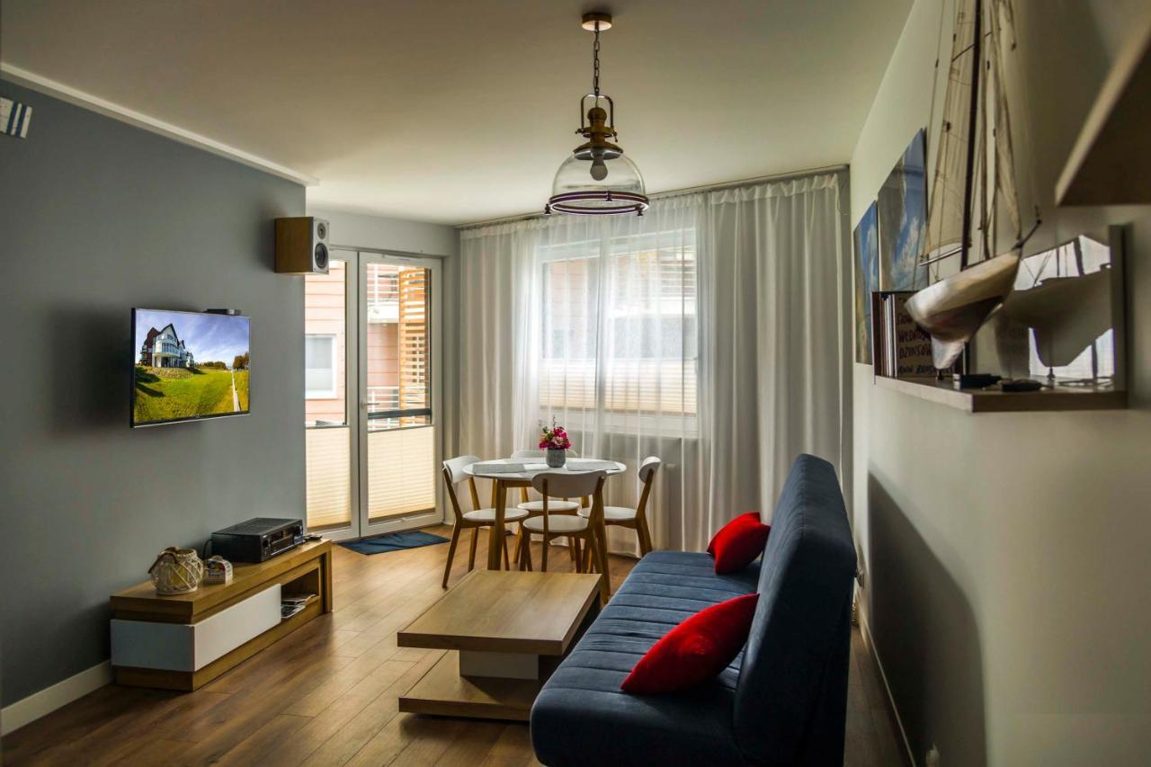 Ahoy Puck Apartament Przy Plazy Z Widokiem Na Morze Ngoại thất bức ảnh